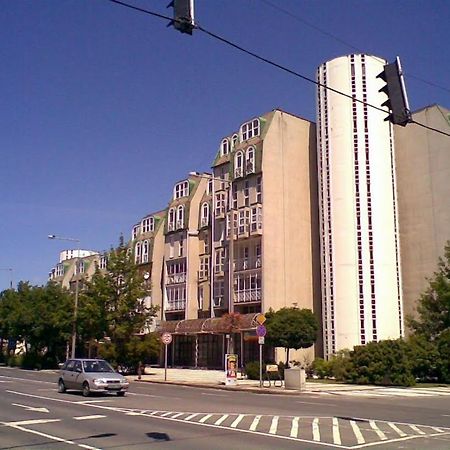 Belvárosi Deluxe Apartman Baja Exterior foto